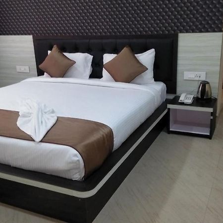 The Four Season Hotel Dimāpur Eksteriør bilde